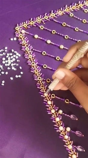 sleeve design in aari work ✨ #aariwork #fashiondesigner #sleevesdesign #budgetfriendly