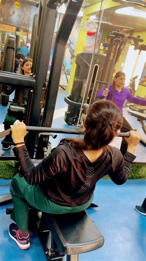 Body banegi ab toh baii 😁😂 #newsong #remix #dj #viralvideo #dance #gymlover #gymmotivation