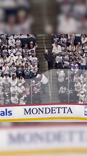 369K views · 3.1K reactions | This young Winnipeg Jets fan's reaction to receiving a puck is so awesome. ❤️ The crowd cheering makes it even better. #StanleyCup (: X/ICdave) | NHL | Facebook