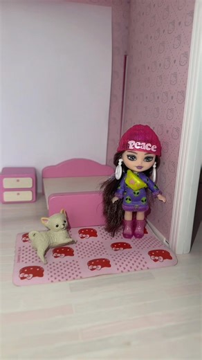 I CAN’T BELIEVE I Found This RARE Hello Kitty House… 🎀