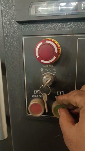 Vmc machine tool change m06#machine #tools#change #cncmill