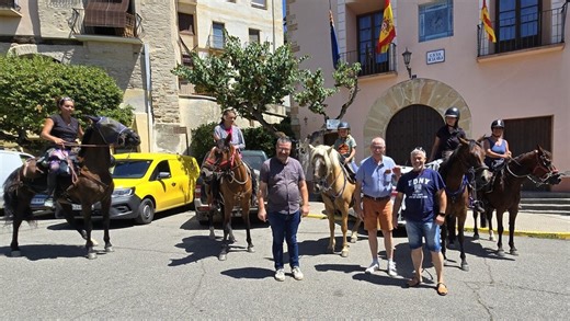 Treize jours à cheval à travers les Pyrénées : sept cavaliers parcourent plus de 300 kilomètres pour le retour d’une randonnée équestre mythique
