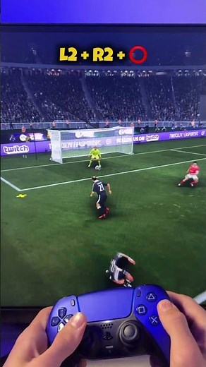 Amazing Useful Skill Tutorial in FC 26 🔥 #fc26 #shorts