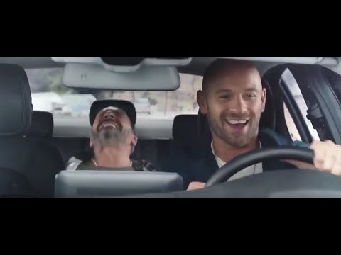 Taxi 5 - Le générique de début avec l’arrivée au Bled ! (Opening Credits Start)