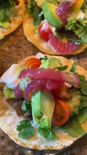 Homemade tacos! #foryoupage #eating #tacos #food #mukbang