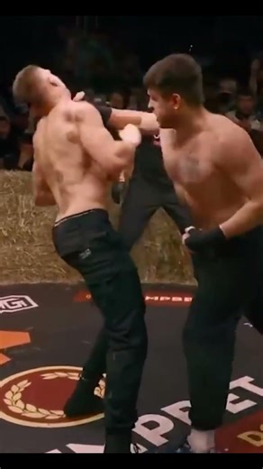 BRUTAL Bare Knuckle Knockout 😳💥 | Ref Had to Jump In