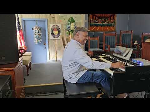 Hx3 Organ Module, Viscount Hurricane 210 speaker and a vintage Leslie 122