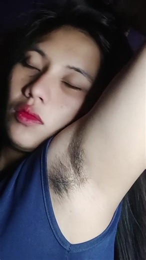 Ketek Challenge: Pamer Bulu Ketiak Cewek Cantik