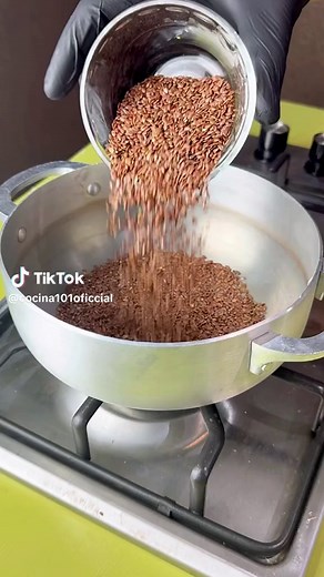 Receta de mascarilla capilar con linaza
