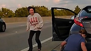Rogers woman pulls over on I-49 to assist state trooper during arrest altercation