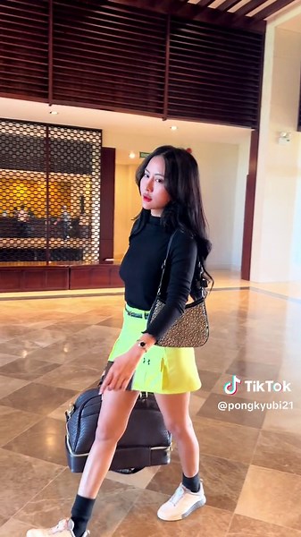 Nhìn vào mắt e này.... nó có rất nhiều sự chân thật#pongkyubi