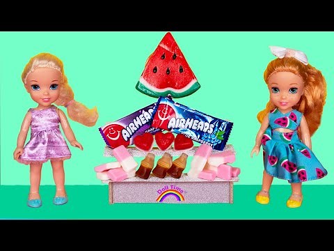 Elsie and Annie try new Candy and learn to share 🍭