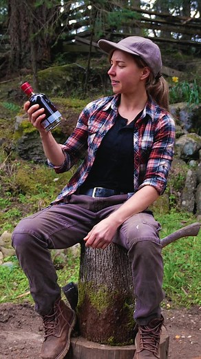 I went to @Érablière Escuminac to find out how they make their delicious, pure, organic maple syrup. I gotta say, not only is their syrup incredible, but so is their team and the forest they work with 🍁 Full video on YouTube