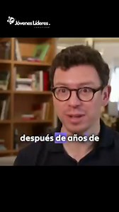 Este pequeño genio es el creador de la aplicación Duolingo. Nacido en Guatemala, Luis von Ahn demostró desde temprana edad una mente aguda y con una capacidad extraordinaria para la resolución de problemas, destacandose como un prodigio en matemáticas y computación. Después de años de dedicación a sus estudios, Luis se embarcó en una misión audaz: hacer que el aprendizaje de idiomas fuera accesible para todos, sin importar su origen o recursos. Con una determinación inquebrantable y una mente cr