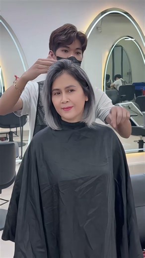 Bảo Ơi Chị Muốn Sống Chung Với Tóc Bạc Nghệ Thuật, Em Xem Thiết Kế Cho Chị Màu khói Kiểu Balayage Đi