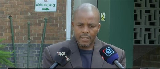 𝐍𝐉𝐈 : Gauteng Department of Education Spokesperson Mr Steve Mabona has updated the Media. Mabona has confirmed the death Toll number to be 12,Not 14 as initially reported. 1 out of the 12 deceased learners is yet to be identified. The driver has been discharged from hospital and handed over to police. He faces charges of culpable homicide. #Vaal #VaalTimesNews #BeyondTheHeadlines | Beyond The Headlines