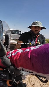 L’assistance c’est important pour la moto, pour l’essence, mais aussi pour le moral dans certains moments difficiles en rallye, @traceofmorocco Merci d’avoir été là pour me renvoyer en couisine 🫂😭😂 Je viens de publier la dernière vidéo de ma série sur mon premier Rallye à moto. Merci pour la bienveillance de tous les commentaires, j’ai tellement hésité à vous partagé tout ça. Merci pour vos retours 🫶 | Moto d'Homme
