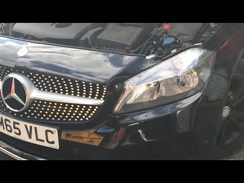 Mercedes A Class (W176) Dipped beam headlight bulb replacement.