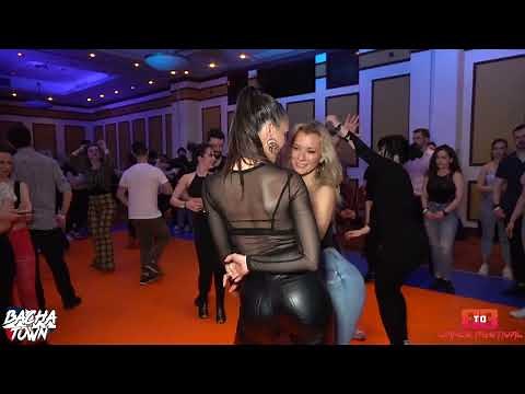 Gatica & Idaira - bachata social dance ‪@BtoBDanceFestivalofficial‬ #gatica #idaira #gatica&melvin