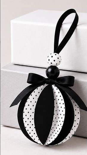DIY Luxury Paper Christmas Ornament