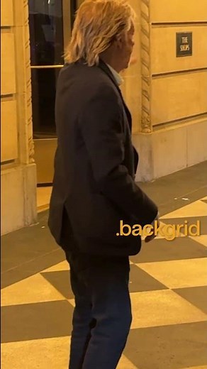 Paul McCartney makes a memorable exit from the star-studded Saturday Night Live 50th Anniversary