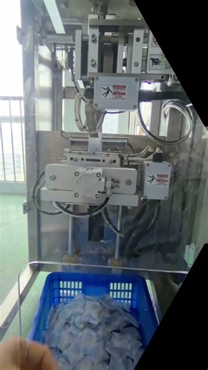 Industrial Orange Silica Gel Desiccant Production | ABSORB KING