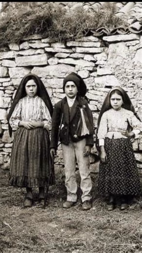 3rd Eye Ju on Instagram: "So, this all happened in a little place called Fátima in Portugal. It’s 1917, right in the middle of World War I, and you’ve got these three young shepherd kids: Lucia, who was the oldest, and her two cousins, Francisco and Jacinta. They start saying they’ve been seeing visions of the Virgin Mary. Now, these apparitions supposedly happen a few times over several months, and each time, more and more people get curious. The kids are telling everyone that Mary is giving th