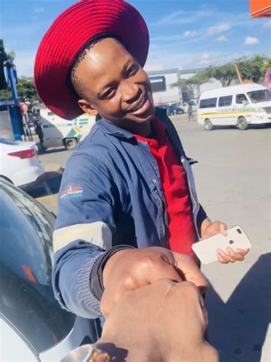 Iphone Delivery at Wonder Park Mall, Pretoria