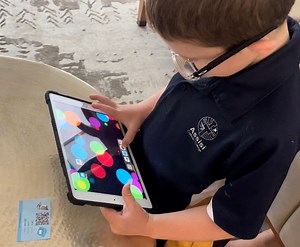 Look how easy it is for students to log into their Online Library account using the student ID QR codes! No need for students to waste time entering their username and password. Instant access to decodable readers and phonics videos!! Check out our Online Library here: https://www.decodablereadersaustralia.com.au/pages/online-library #decodablebooks #structuredliteracy #scienceofreading #elibrary #onlinelibrary #phonics #earlyreaders #learntoread | Decodable Readers Australia