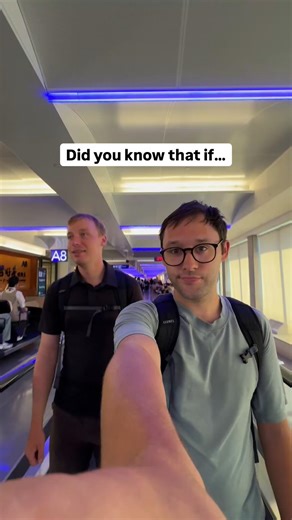 POV: You bike down Taiwan’s east coast and stumble upon its most iconic tree🌳✨ #taiwan #cyclingtrip