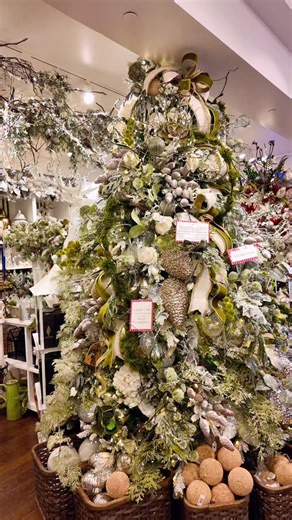 The next tree we wanted to feature is the Crystal Frost Tree at Utica Square! Every little element of this tree came together perfectly! Recreate it for your home by shopping the collection in store and online ✨💚 Comment below for the link to the Crystal Frost Collection! #ambermarieandco #christmastheme #crystalfrost #christmastree #christmastrends2025 | Amber Marie & Company