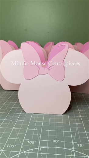 DIY Minnie Mouse Centerpieces for Your Party