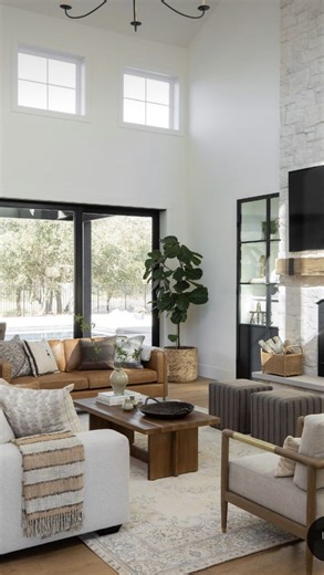 Adannis l Interiorismo Online on Instagram: "¿Te imaginas llegar a casa y sentir esta paz? 🌿✨ El Estilo Farmhouse es mucho más que una tendencia; es la forma de crear un hogar que se sienta vivido, elegante y súper acogedor sin que parezca un museo. Se trata de mezclar lo rústico con lo moderno para lograr espacios llenos de luz y calidez. Si te enamoraste de estas imágenes y quieres saber exactamente: ✔️ Qué colores usar (y cuáles evitar). ✔️ Qué muebles elegir para que se vea caro (sin gastar