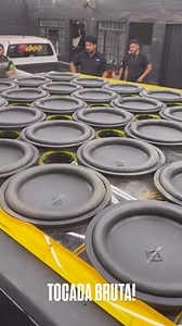 140K views · 3.5K reactions | #DODGE RAM DESTRUINDO NO GRAVE DENTRO DA LOJA LOTADA DE SUBWOOFER DA MONSTER  | Flavio Renato | Facebook