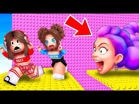 NEVER PLAY The SCARY K-POP WORM TROLL TOWER In Roblox..