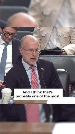 FCC Chairman: Faster broadband permits = stronger economy