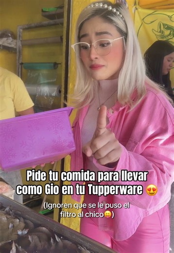Lady Tupperware pide su camarón para llevar 😍🥰 jeje ELIGE LO BUENO ELIGE TUPPERWARE 🥳 @Giovana Marcela #tupperwaremexico #familiatupperware #ventasonline #giovanamarcela #distribuidoracompromiso