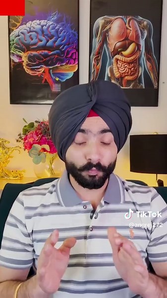 4 abnormal lung sounds every medical & nursing student must know Wheezing, Stridor, Rhonchi, Crackles - these are not just exam topics, they are real-life lifesaving concepts. If you're preparing for NCLEX RN, nursing exams, or medical studies in Australia, Canada, USA, UK, this is VERY IMPORTANT. Save this video now - you'll need it before exams Learn smart, think clinically, and stay ahead. #nclex #nursingstudent #nursingstudy #medicalstudents #RNLife