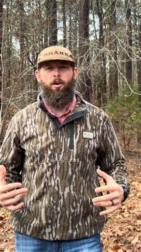 Drake Waterfowl on Instagram: "COLLEGE GAMEDAY WADER GIVEAWAY Winning is easy!! 1. Make a Drake logo sign and take it to Gameday. 2. Email a photo of you and your sign on the set of Gameday to gameday@drakewaterfowl.com. 3. We send you a pair of waders. *Only one pair per person per season. #duck #duckhunting #mallard #gadwall #mossyoak waterfowl waterfowlhunting bird birds wildlife drakewaterfowl band hunting ducks conservation collegegameday gameday collegefootball football waders giveaway"