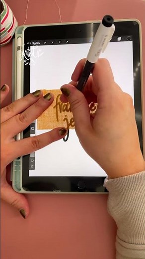 How to freeze your screen while you trace!