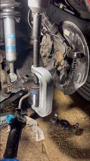 Tundra Lower Ball Joint Removal