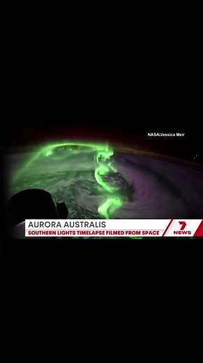 The Science Behind the Southern Lights | Aurora Australis: Earth's Most Beautiful Light Show ✨