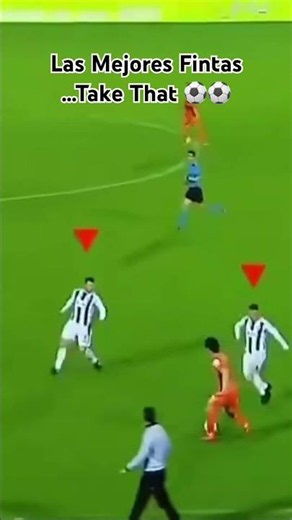 Ankle-breaking moves… pure magic on the ball. // Greatest fakes of all times. ⚽️⚽️
