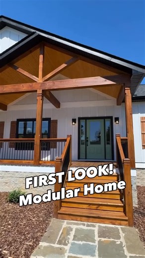 Chance’s Home World on Instagram: "😳Such a BEAUTIFUL modular home at Carolina Custom Homes of Burlington! This prefab house just been setup! WATCH THE FULL TOUR ON THE CHANNEL FOR ALL THE INFO AND PRICING, Link in bio! #prefabhouse #modularhome #housetour #realestate #manufacturedhomes prefabhomes"