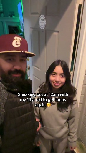 Sneaking out at 12am for late-night tacos with my daughter 🌮