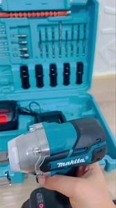 3K views · 1.8K reactions | 殺تخفيضات لثلاث أيام فقط ‼️%30殺 Clé a choc 3 en 1 Makita Double batterie 198V / 6 A 磊 Avec chargeur rapide ⚡️  valise incassable 31 pcs ▶️ prix : 189d | Magasin Tounsi | Facebook