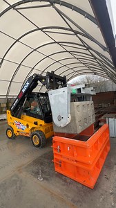 Part 2 of creating concrete interlocking blocks 💙these Betonblock UK moulds are an absolute game changer 🔥if you’re interested please feel free to send us a DM, and comment if you have any questions. If you like our content, support by giving us aIike 👍#steelmoulds #concretemoulds#concretelife #concretework #betonblockuk #wotblock | WotBlock