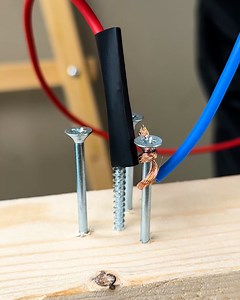 DIY Light Bulb Trick 💡 | Magic Hands Creations