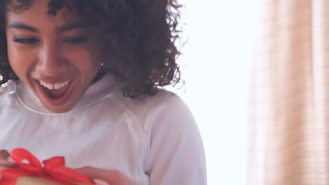 Bath Bombs for Women Gift Set - 24 Natural and Organic Bath Bombs with Essential Oils & Moisturizing Shea Butter, Spa Birthday Gift, Selfcare Gifts for Her, Women, Teen Girls, Bridesmaid Gift