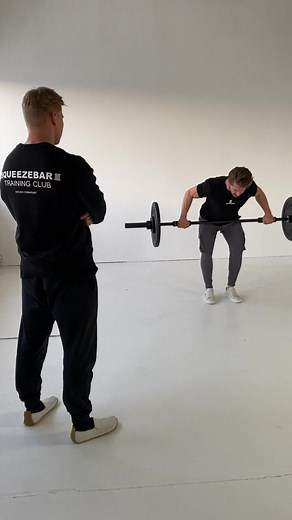 Intense Chest Day Workout with Squeezebar | Gym Training in Frankfurt